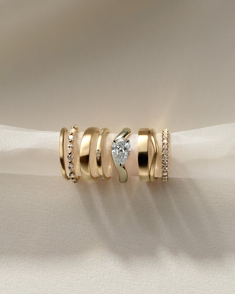 2.0 CT Pear Curved & Solitaire Moissanite Engagement Ring