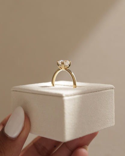 2.0 CT Oval Hidden Halo Moissanite Engagement Ring