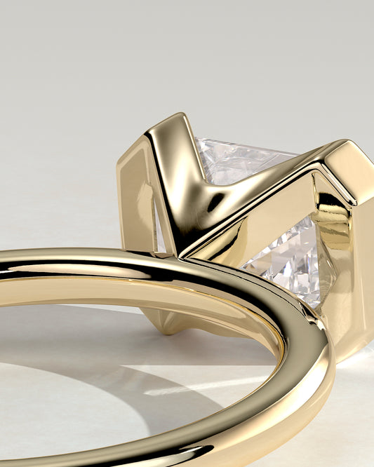 2 CT Emerald Cut East-West Solitaire Moissanite Engagement Ring