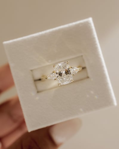 2 CT Elongated Cushion Cut Three Stones Moissanite Diamond Engagement Ring