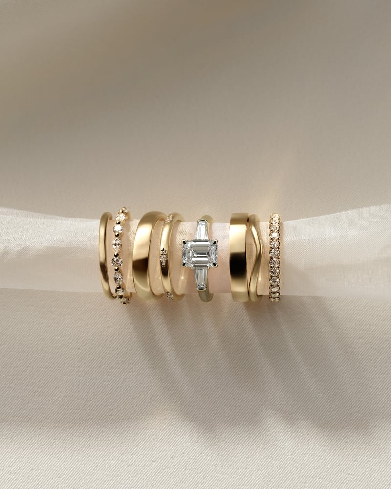 2 CT Emerald Cut Three Stones Moissanite Diamond Engagement Ring