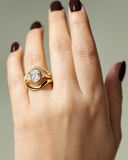 2.0 CT Oval Cluster & Bezel Styled Moissanite Engagement Ring