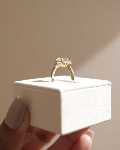 2.0 CT Oval Cut Cluster Moissanite Engagement Ring