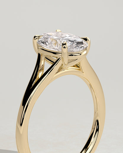 2.0 CT Oval Split Shank & Solitaire Moissanite Engagement Ring