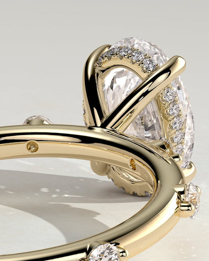 2.0 CT Oval Dainty Moissanite Engagement Ring