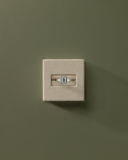 2 CT Emerald Cut Three Stones Moissanite Diamond Engagement Ring