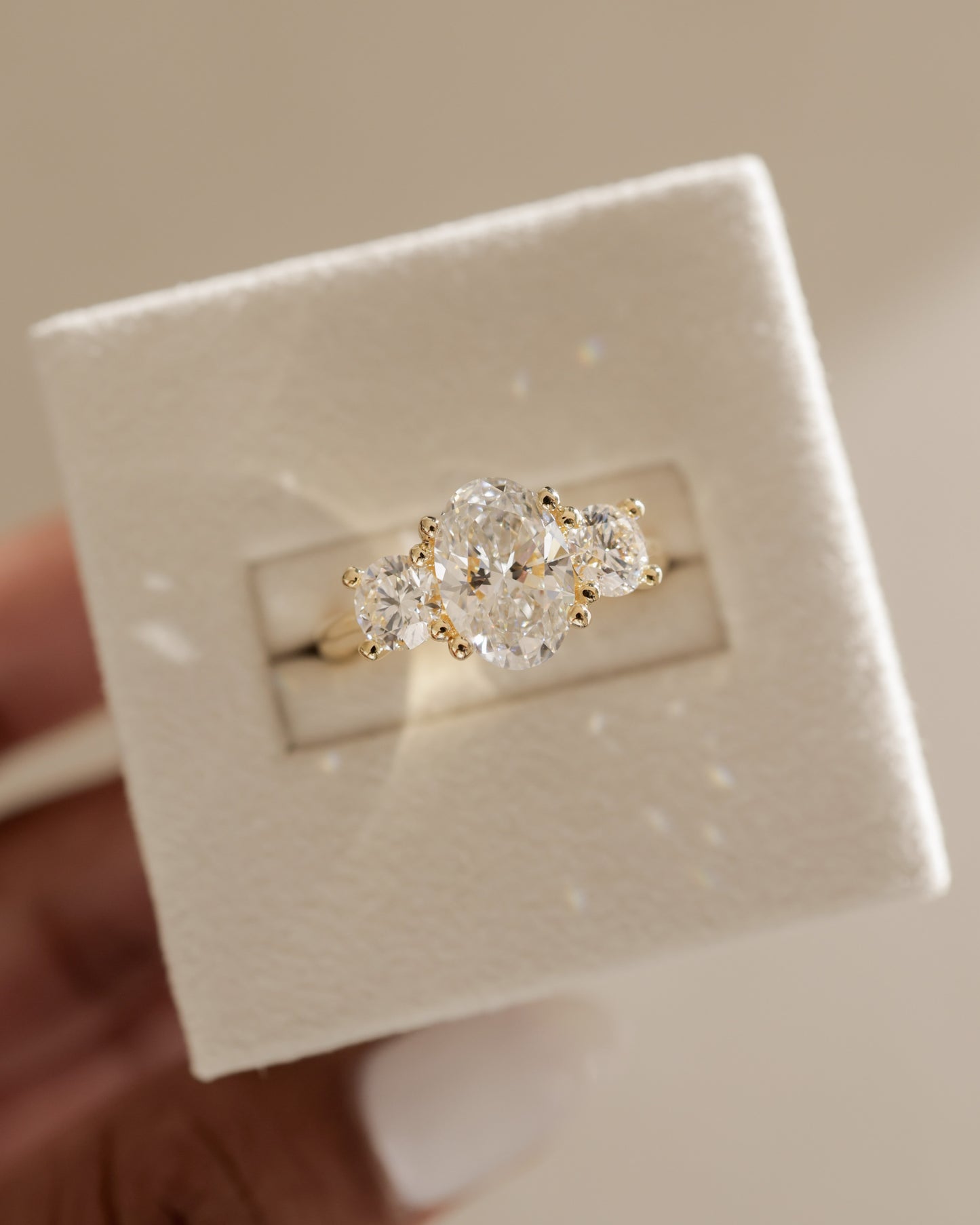 2 CT Oval Cut Three Stones Moissanite Engagement Ring