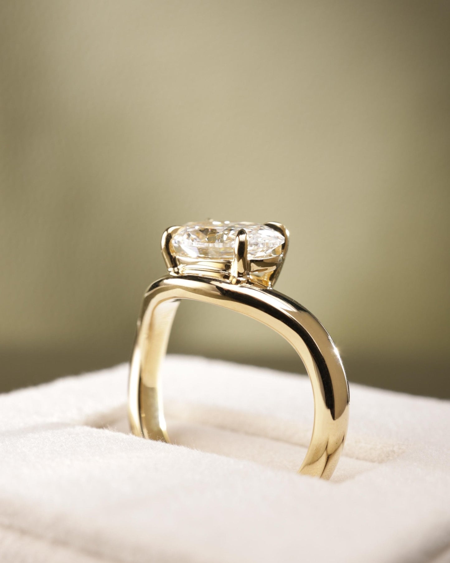 2 CT East West Oval Lab Grown Diamond Swirl Solitaire Engagement Ring