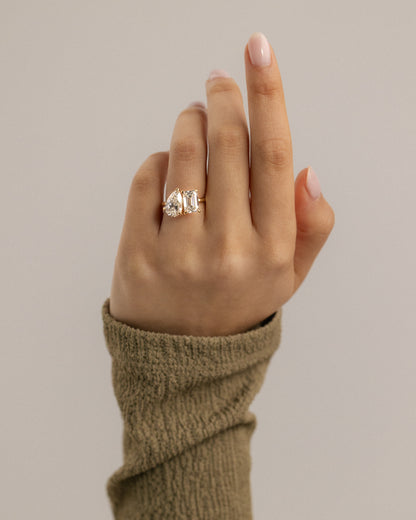 3.3 CT Emerald & Pear Cut Toi Et Moi Moissanite Engagement Ring