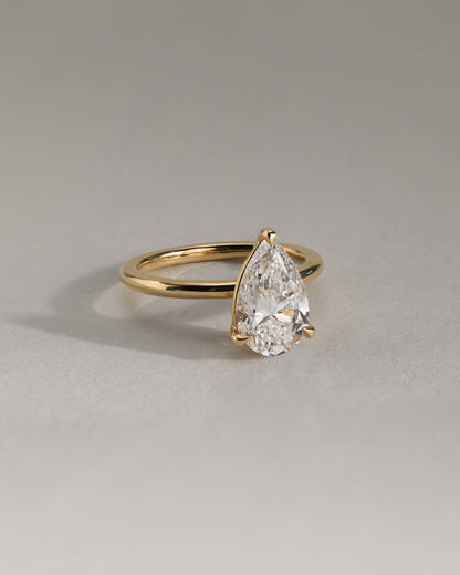 2.0 CT Pear Solitaire Moissanite Diamond Engagement Ring