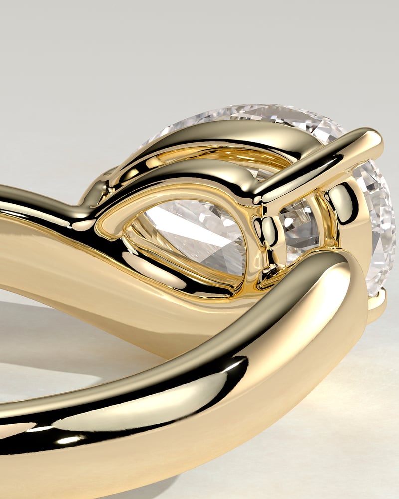 2.0 CT Pear Curved & Solitaire Moissanite Engagement Ring