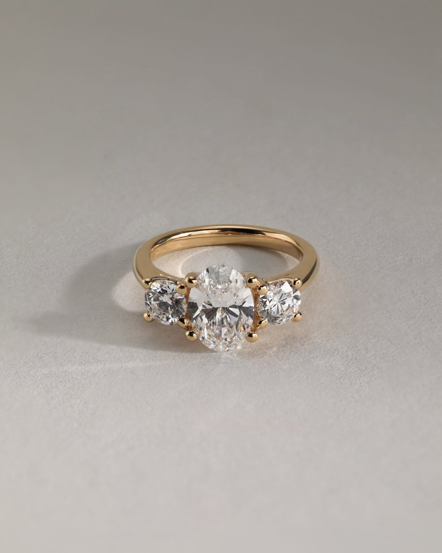 2 CT Oval Cut Three Stones Moissanite Engagement Ring