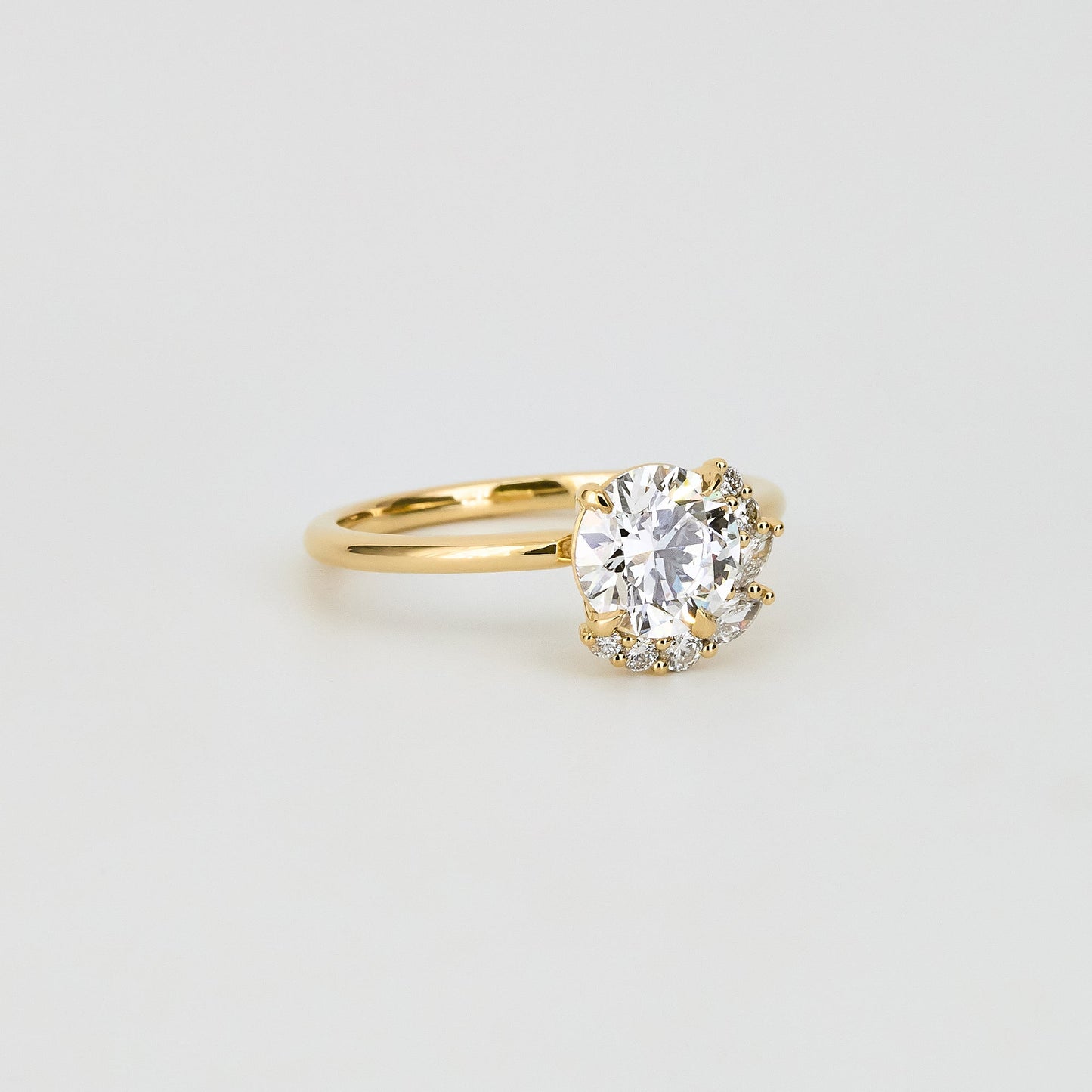 1.24 CT Round Shaped Cluster Moissanite Engagement Ring