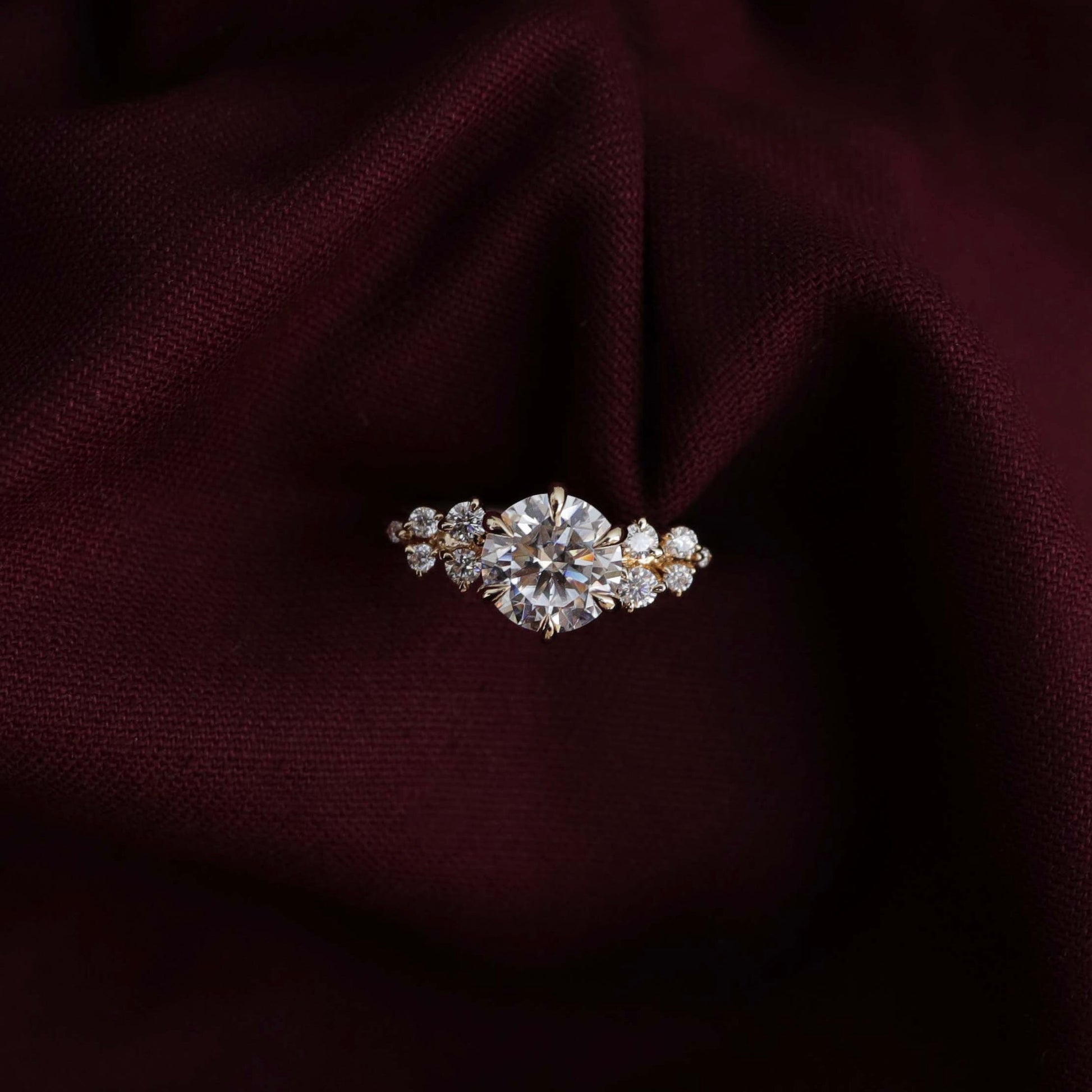 Stunning 1.0-3.0 CT Round Moissanite Engagement Ring with Cluster Pave Design