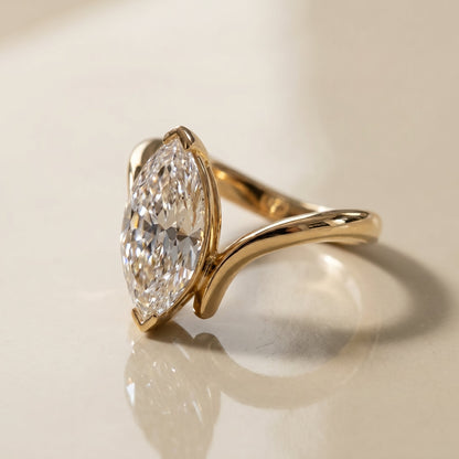 Oval Solitaire Engagement Ring – 2 CT Moissanite Diamond