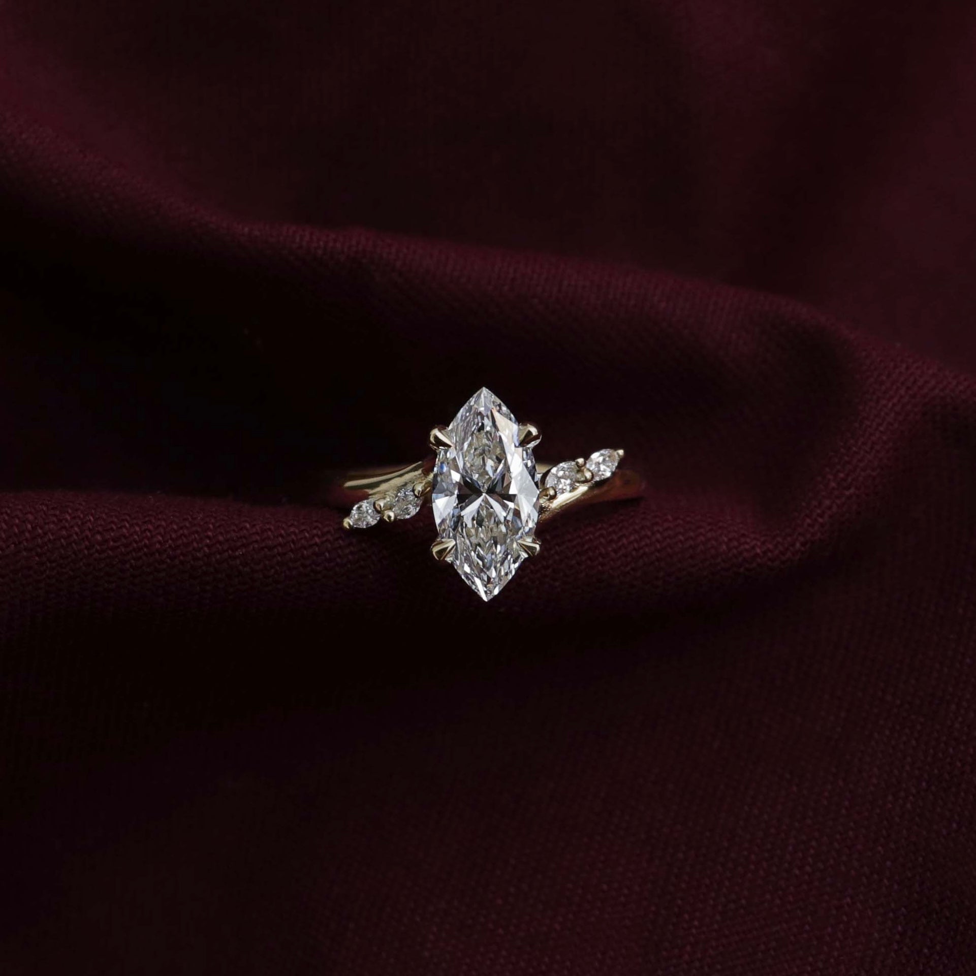 Stunning 1.5-2.5 CT Marquise Moissanite Engagement Ring with Cluster Design