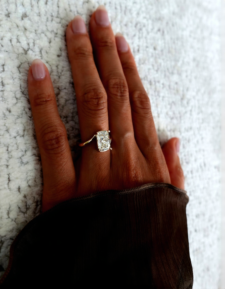 2.5 CT Elonagted Cushion Cut Classic Plain Stacking Moissanite Bridal Ring Set