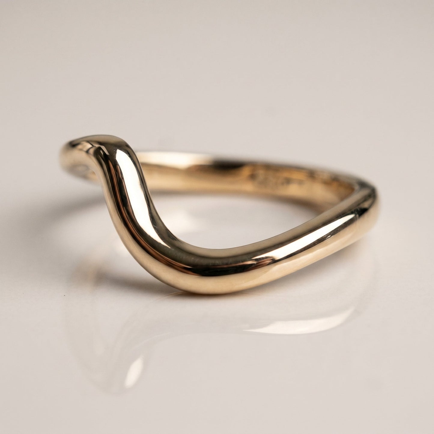 0.13 TCW Round Twisted Moissanite Wedding Band