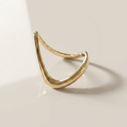 0.13 TCW Round Twisted Moissanite Wedding Band