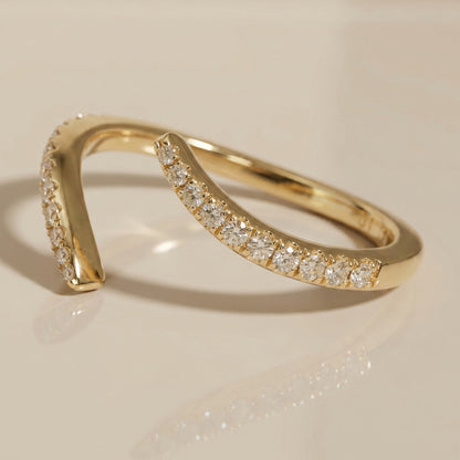 0.13 TCW Round Twisted Moissanite Wedding Band