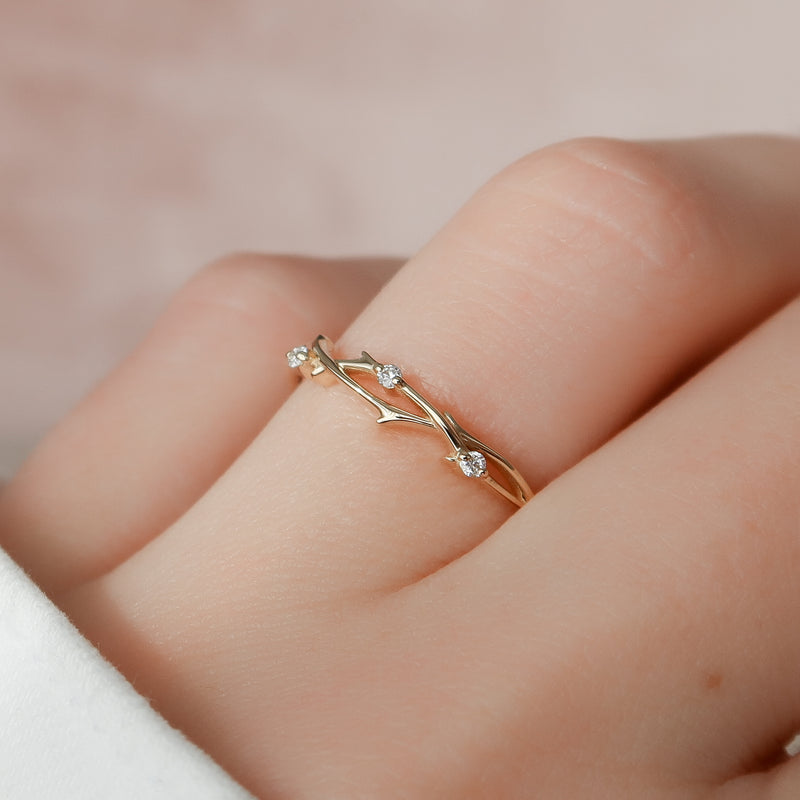 0.04 CT Round Shaped Twig Moissanite Wedding Band