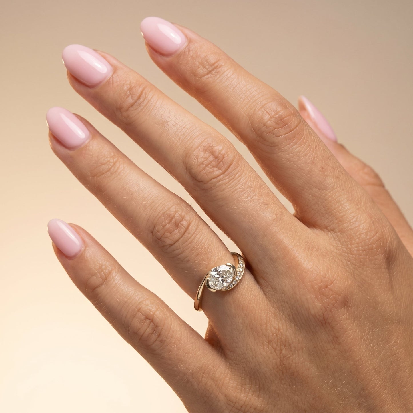 Oval Solitaire Engagement Ring – 2 CT Moissanite Diamond