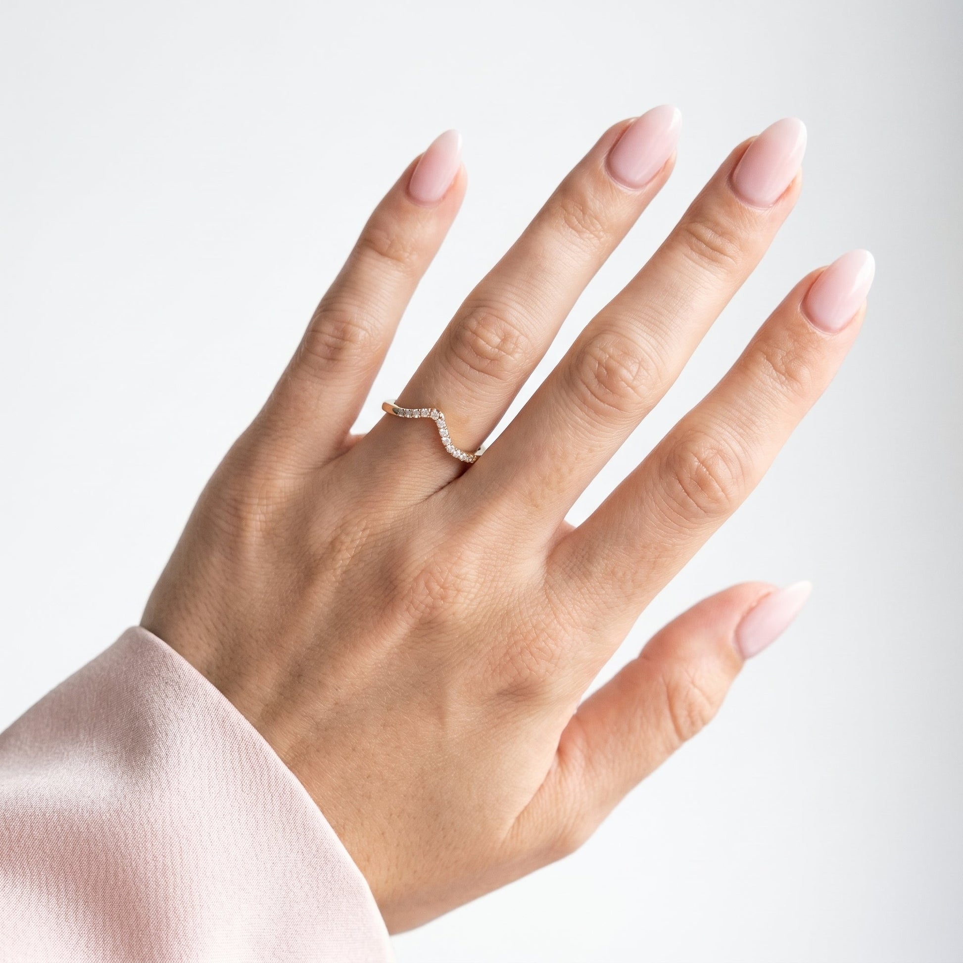 0.13 TCW Round Twisted Moissanite Wedding Band