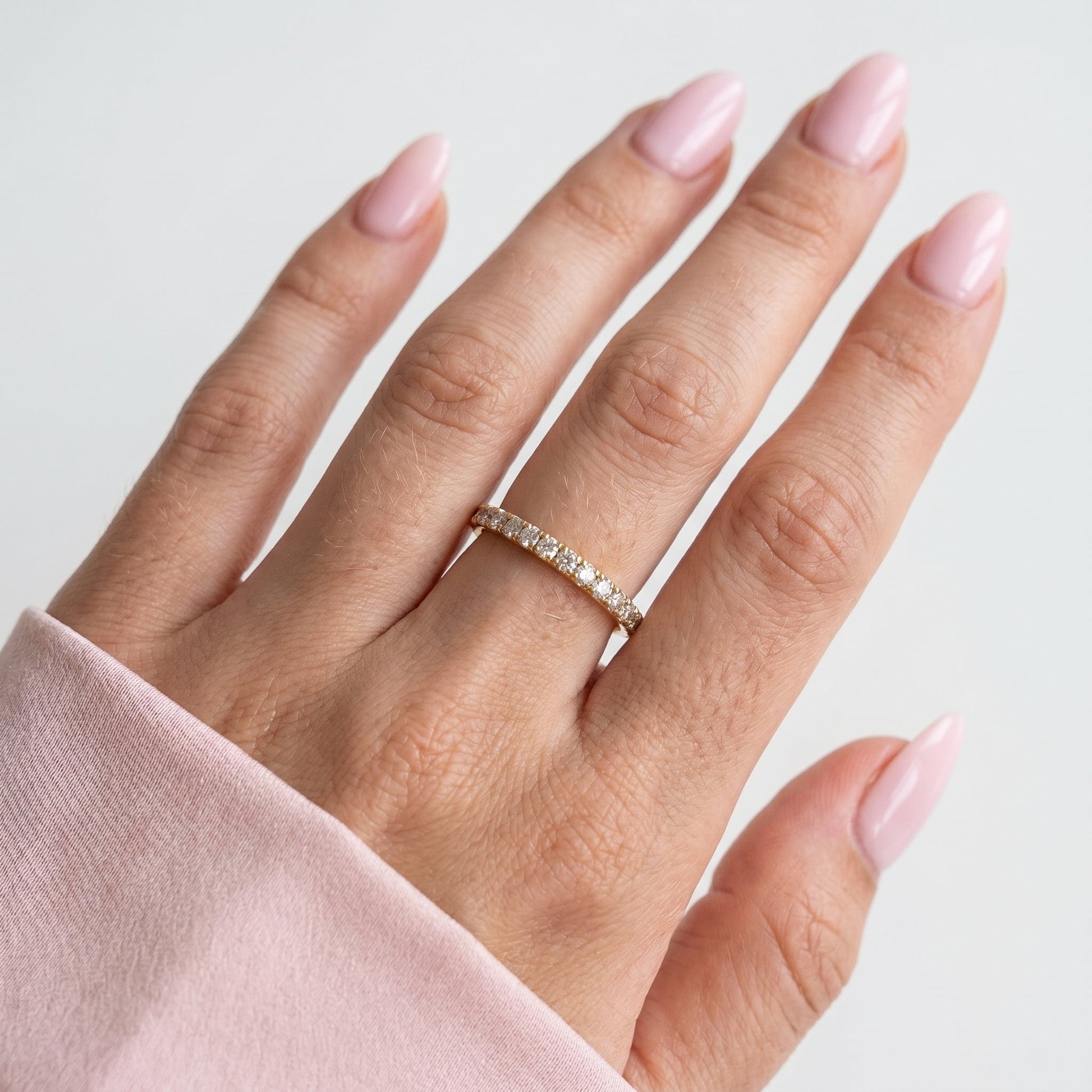 0.13 TCW Round Twisted Moissanite Wedding Band