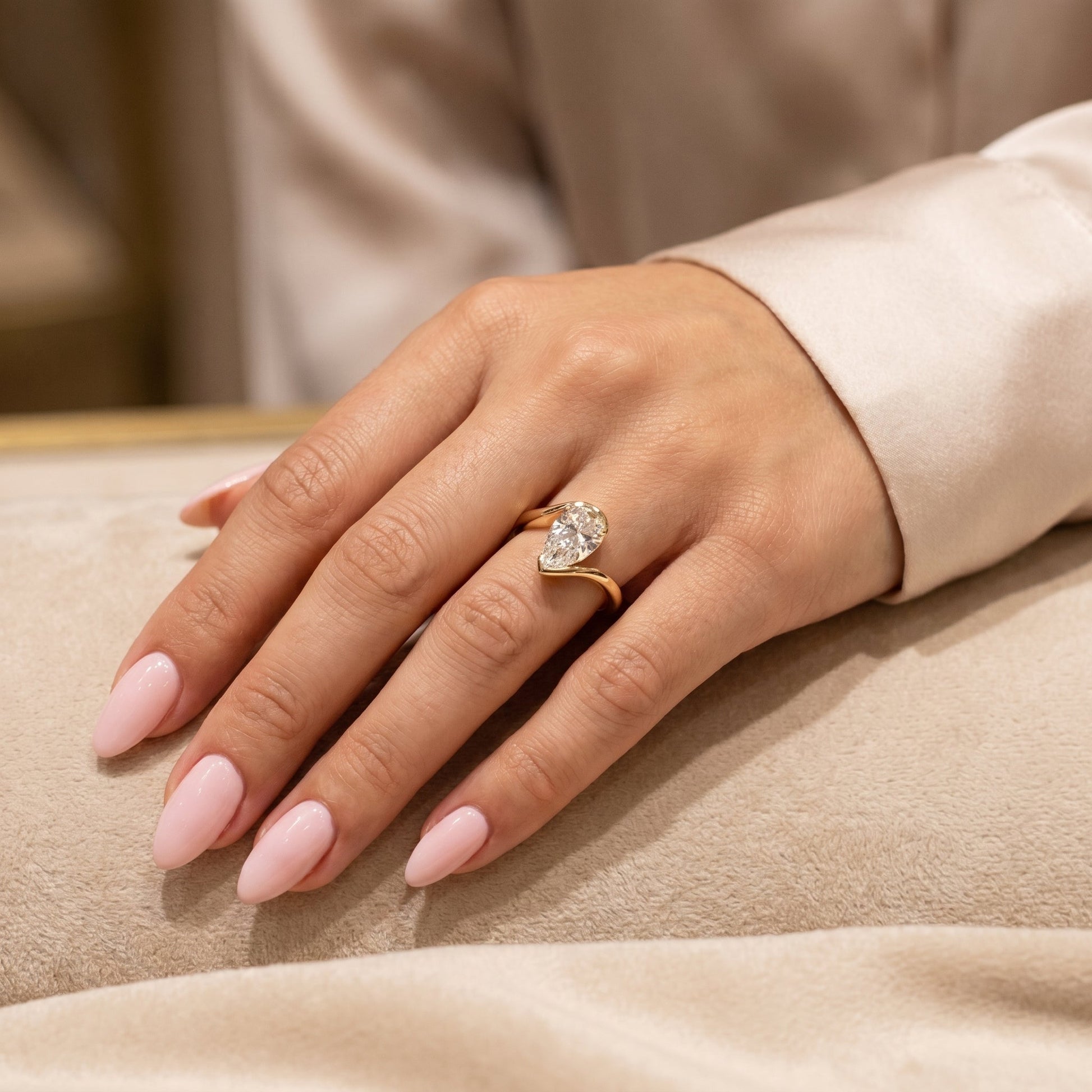 Oval Solitaire Engagement Ring – 2 CT Moissanite Diamond