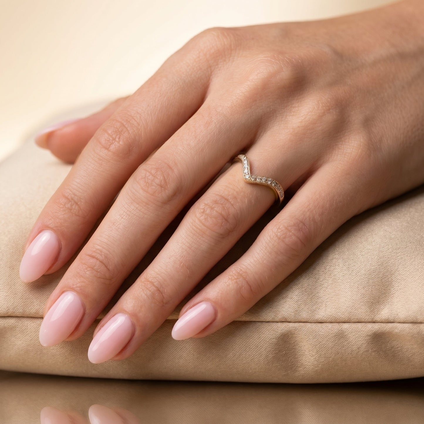 0.13 TCW Round Twisted Moissanite Wedding Band
