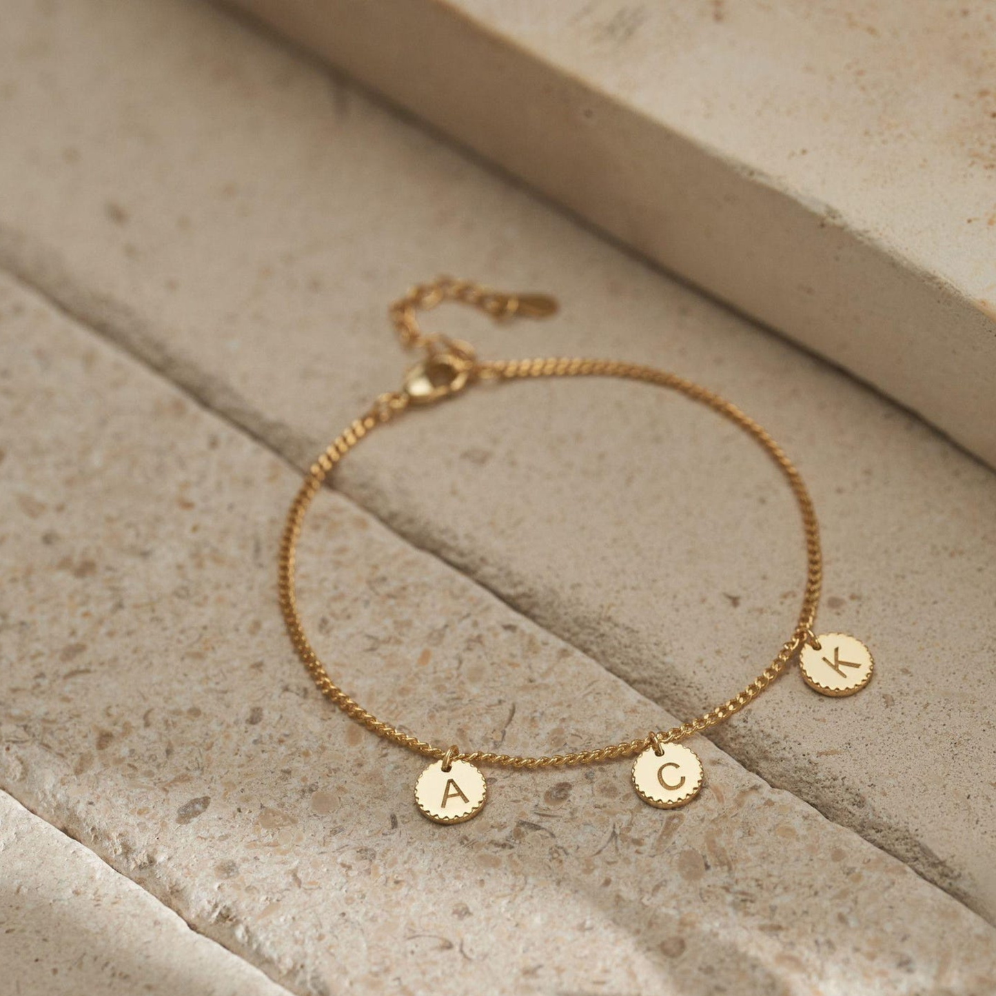 Minimalist Disc Initial Bracelet