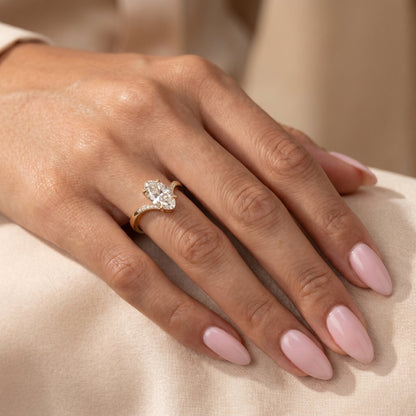 Oval Solitaire Engagement Ring – 2 CT Moissanite Diamond