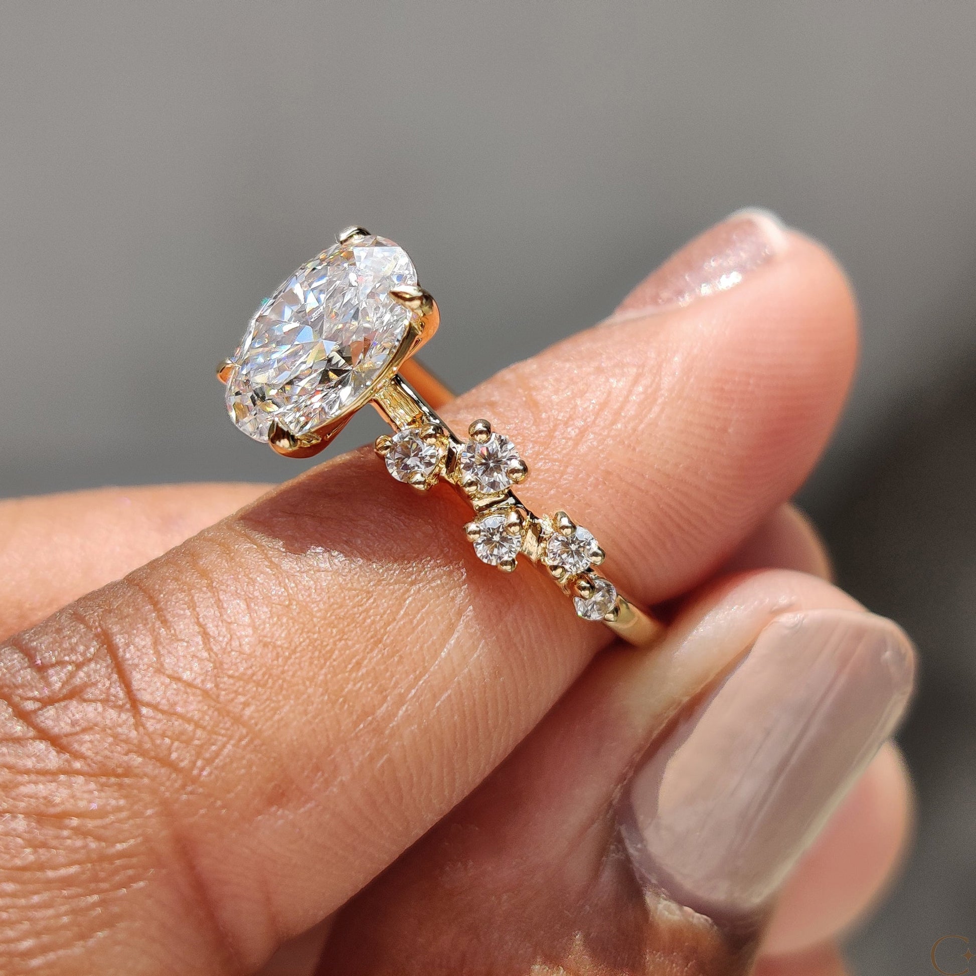 Oval Shape Engagement Ring with Zig Zag Band in Gold