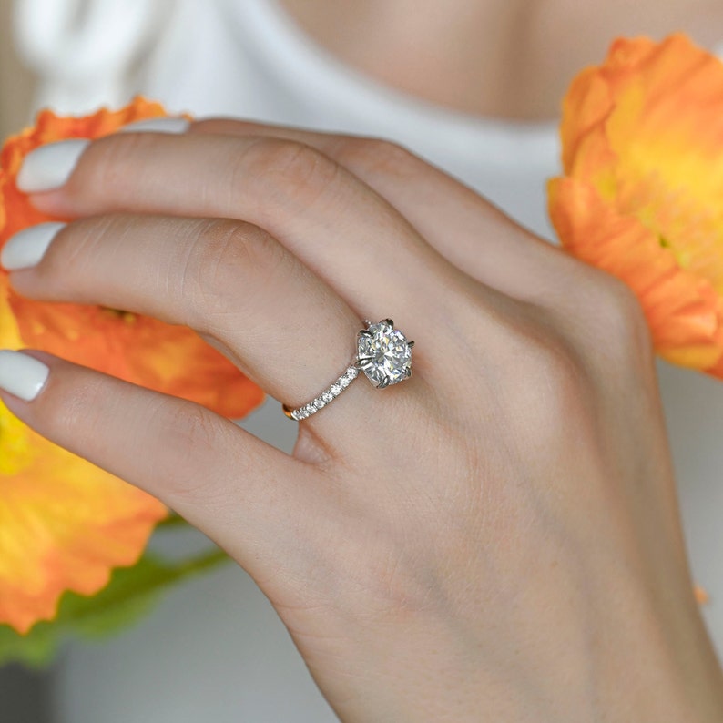 Stunning 3.0 CT Round Moissanite Engagement Ring with Hidden Halo & Pave Design