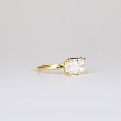 1.00 CT Radiant Shaped Solitaire Moissanite Engagement Ring