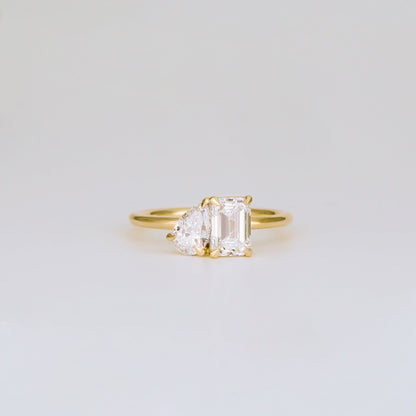 1.47 TCW Emerald & Pear Shaped Toi Et Moi Moissanite Engagement Ring