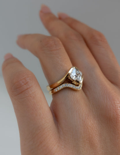 1.5 CT Asscher Moissanite Curved Shank Engagement Ring WIth Regular Pave Stacking Band