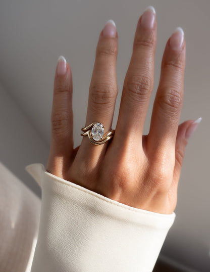 2.5 CT Oval Moissanite Engagement Ring with Plain Stacking Wedding Band