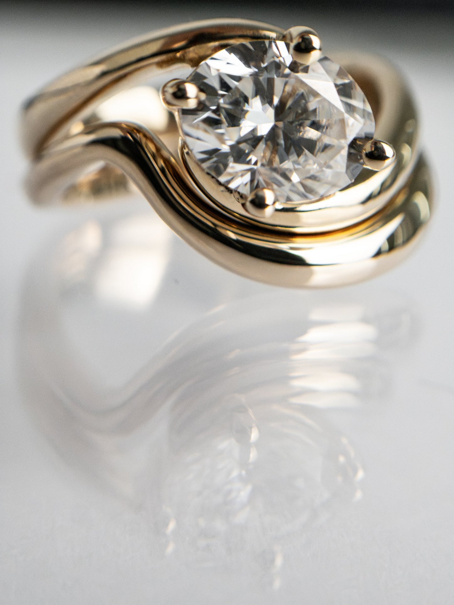 1.5 CT East West Oval Moissanite Engagement Ring with Plain Stacking Band