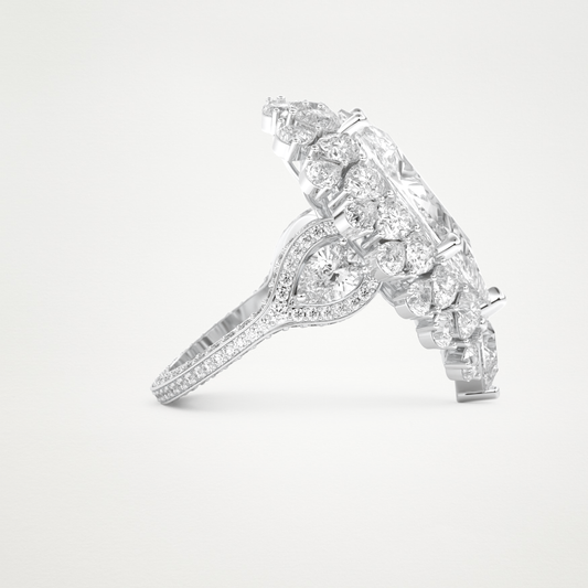 Pear Cut Moissanite Halo & Cluster Engagement Ring – 7.97 CT Lab-Created Brilliance in 10K/14K/18K Gold