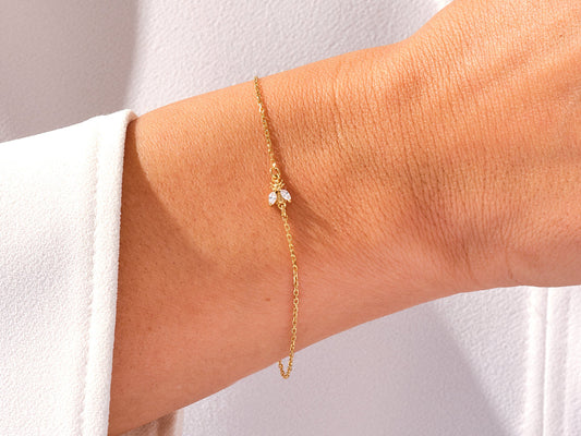 0.05 TCW Bee Shaped Moissanite Bracelet