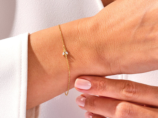 0.05 TCW Bee Shaped Moissanite Bracelet