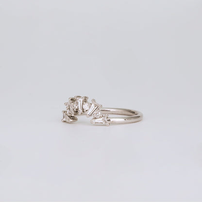 0.48 TCW Tapered Baguette & Round Shaped Curved Moissanite Wedding Band