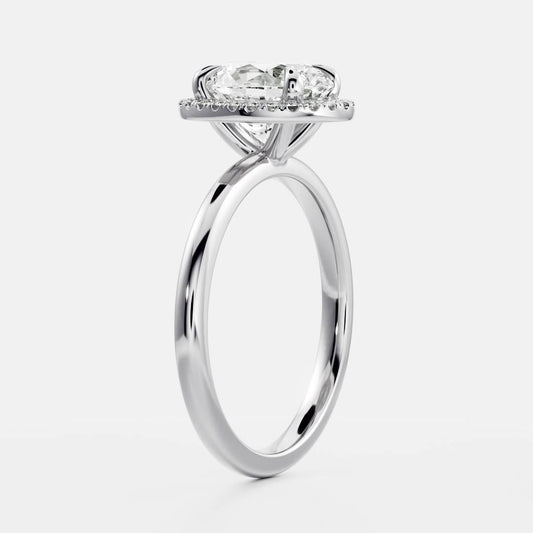 Stunning 1.0-2.0 CT Oval Moissanite Engagement Ring with Halo Design