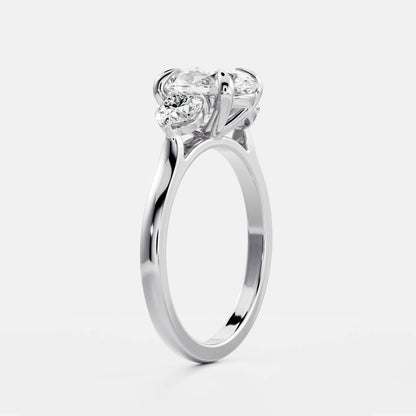 Stunning 1.5-2.5 CT Oval Moissanite Engagement Ring with Three Stone Design