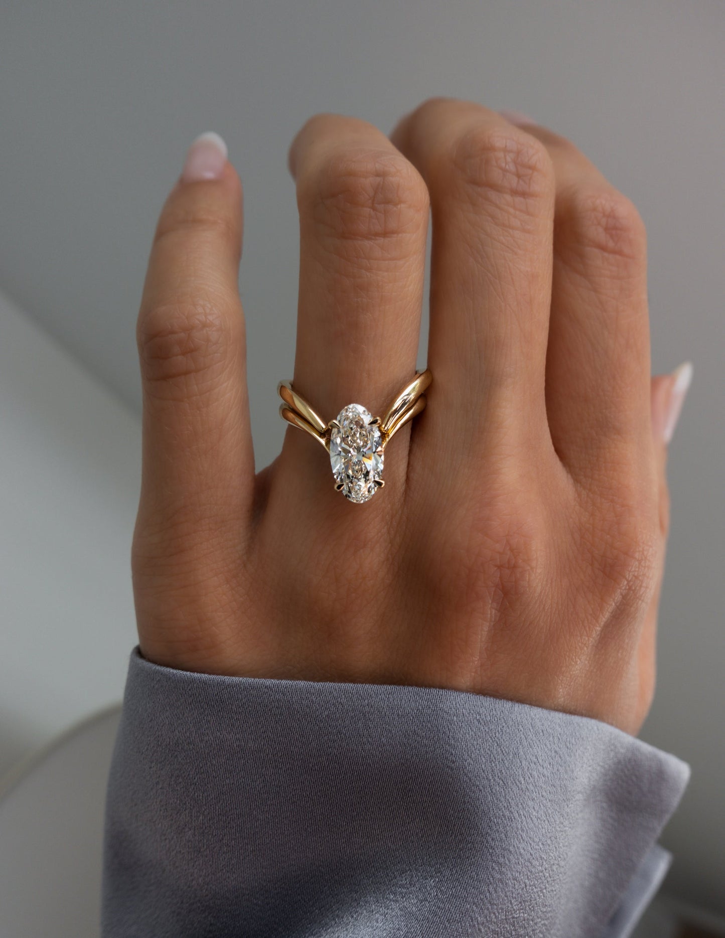 2.5 CT Oval Cut Solitaire Moissanite Ring With Wrap Classic Plain Band