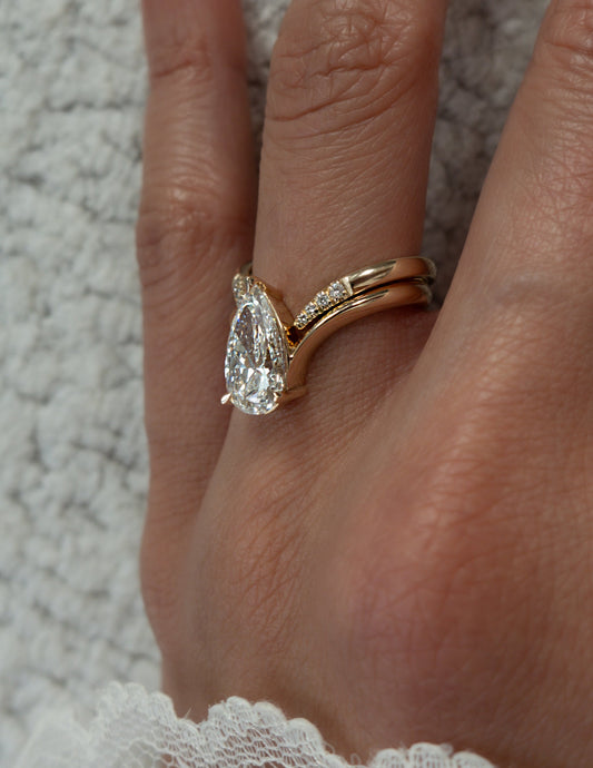 2.5 CT Pear Cut Solitaire Moissanite Ring With Wrap Pave Band