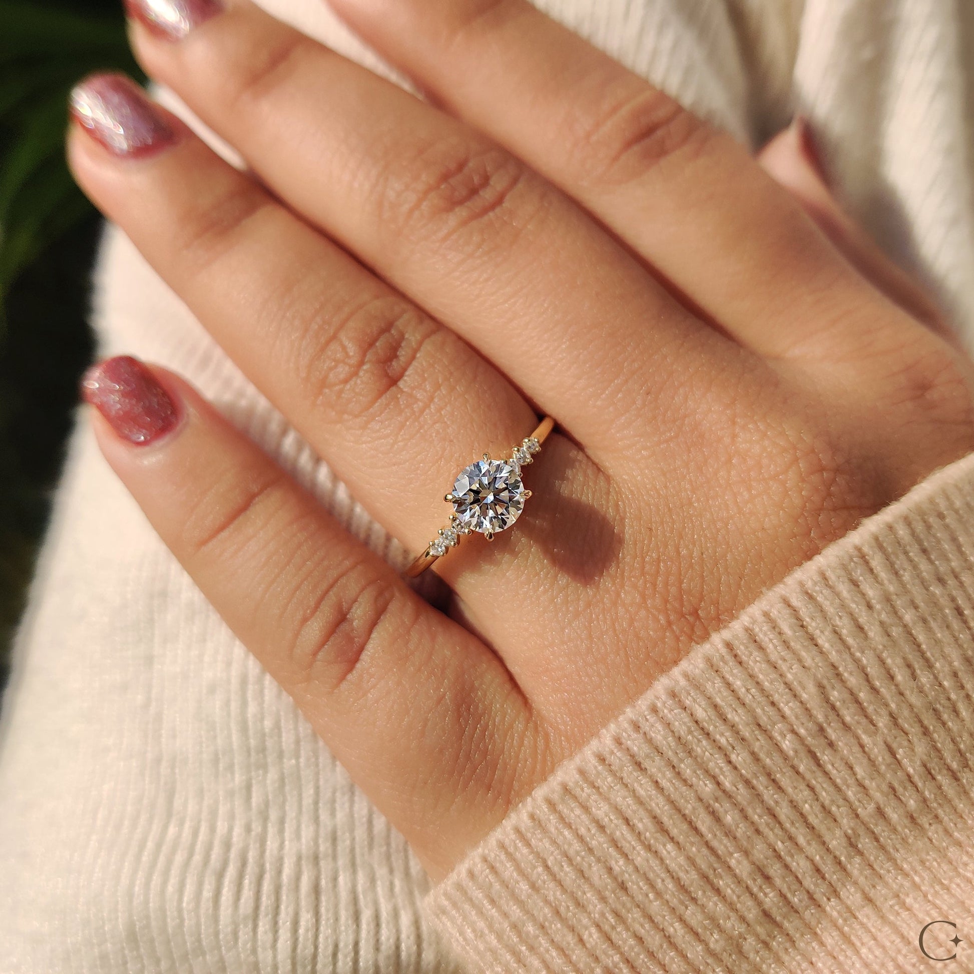 7 Stone Diamond Ring With Round Cut