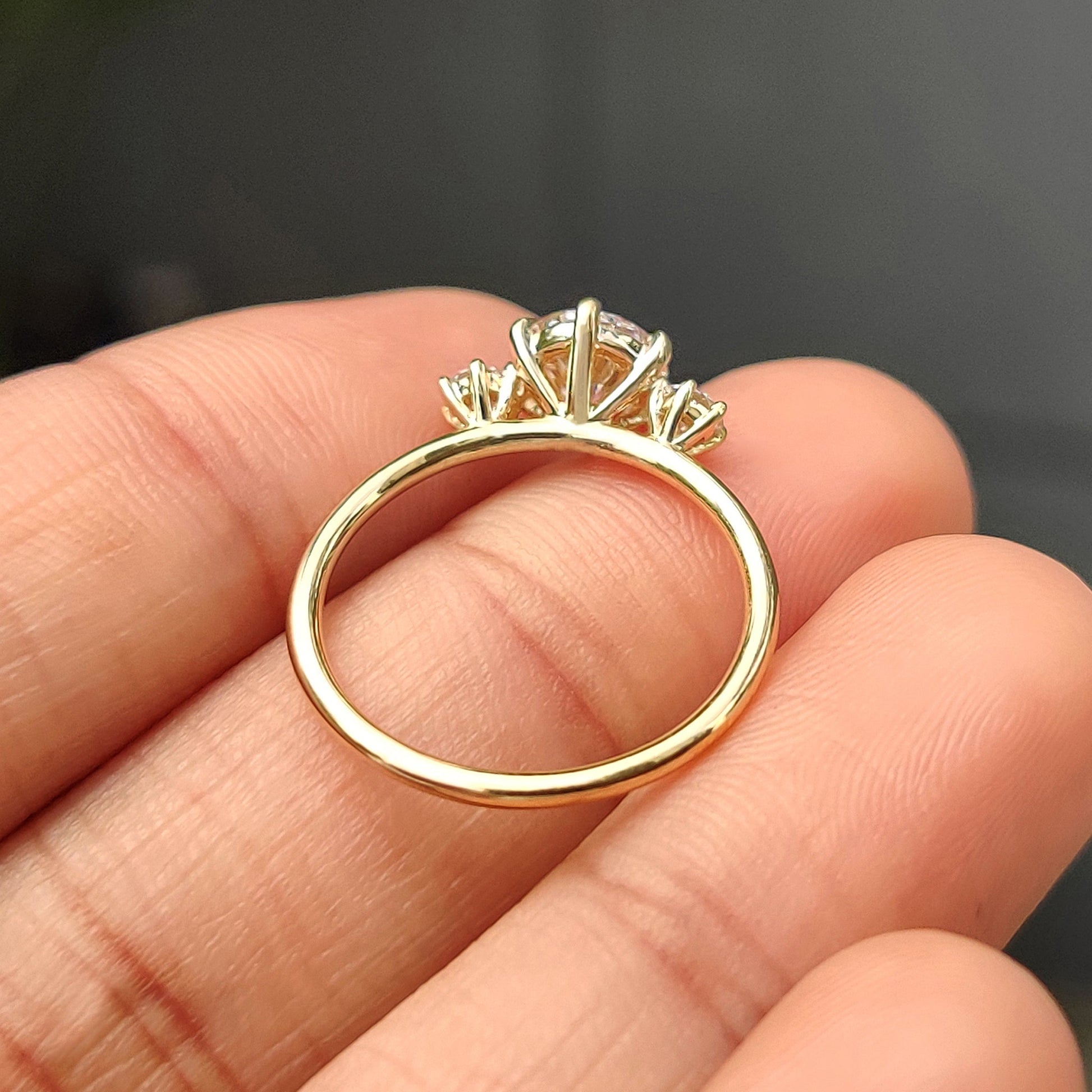 Round Cut Three Stone Diamond Engagement Ring