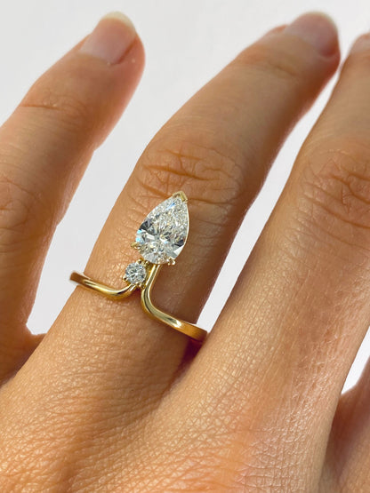 1.12 TCW Pear & Round Shaped Toi Et Moi Moissanite Engagement Ring